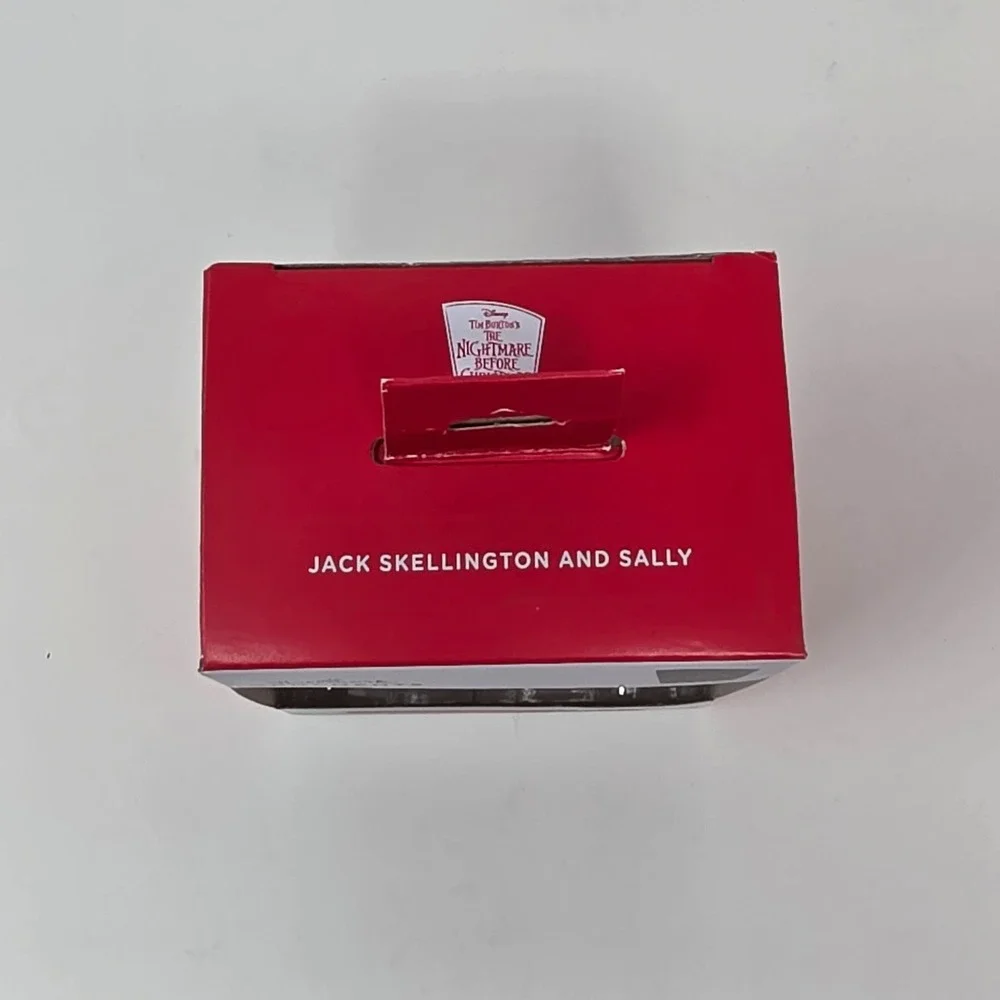 Hallmark Disney Nightmare‎ Before Christmas Jack Skellington Sally Tree Ornament